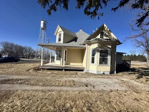 516 Cipher St, Macedonia, IA 51549 photo 4