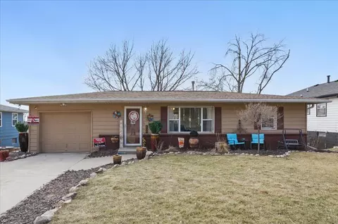 809 N 1st St, Missouri Valley, IA 51555