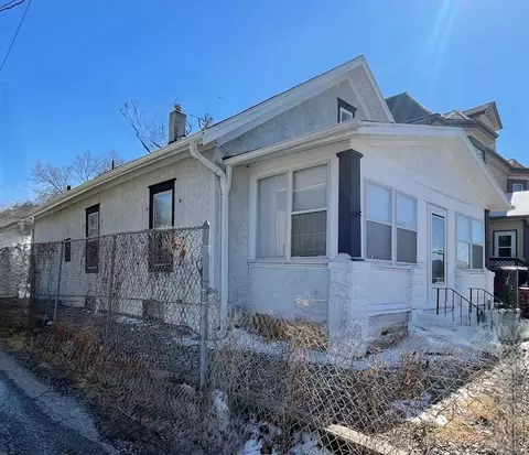 115 E Pierce St, Council Bluffs, IA 51503