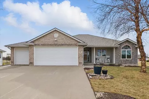 5011 Council Pointe Rd, Council Bluffs, IA 51501