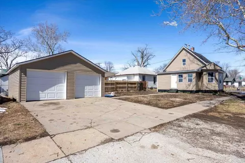 701 25th Ave, Council Bluffs, IA 51501