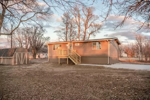601 Mills Ave, Pacific Junction, IA 51561