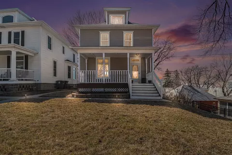 231 9th Avenue Ave, Council Bluffs, IA 51503