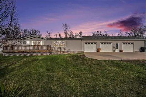 2754 Reading Trl, Logan, IA 51546