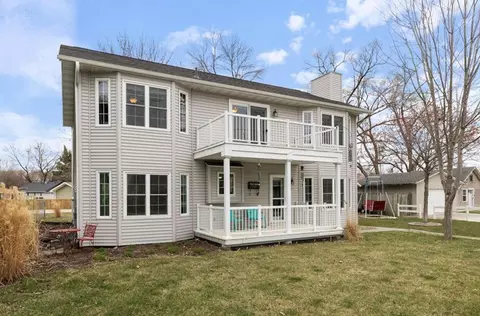 59 Pickard Ln, Council Bluffs, IA 51501