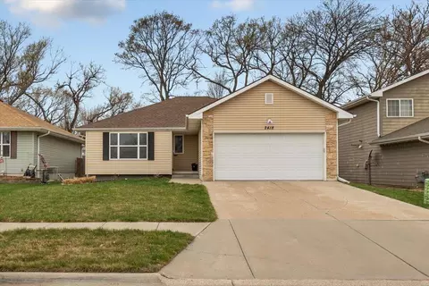 2418 S 16th St, Council Bluffs, IA 51501