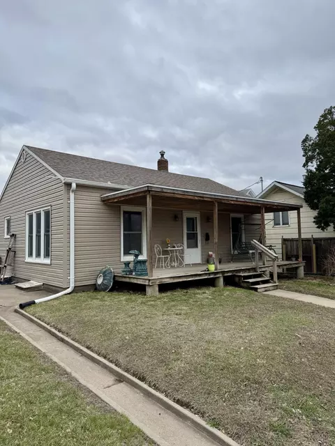 206 N 4th St, Missouri Valley, IA 51555
