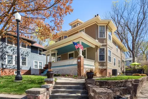 517 Oakland Ave, Council Bluffs, IA 51503