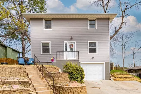 126 Happy Hollow Blvd, Council Bluffs, IA 51503