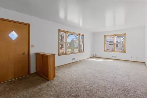 Living - 314 E 4th St, Logan, IA 51546 photo 1 of 4