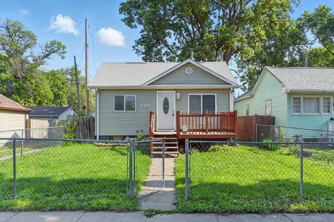 818 18th Ave, Council Bluffs, IA 51501
