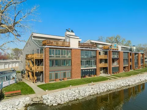 4624 Navajo St #16, Council Bluffs, IA 51501