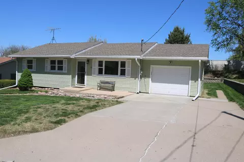 18 Virginia Hills Rd, Council Bluffs, IA 51503