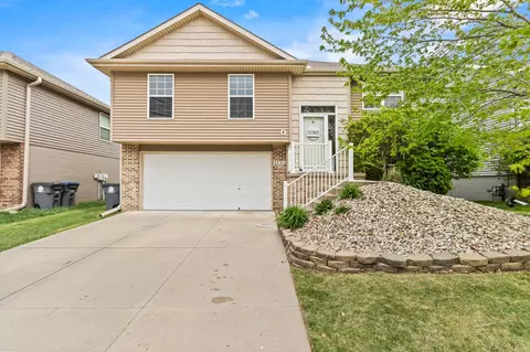 2721 Pavich Dr, Council Bluffs, IA 51501