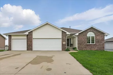 115 Mulberry Cir, Neola, IA 51559