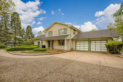 30 Buena Vista Dr, Council Bluffs, IA 51503