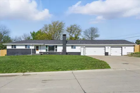 901 3rd St, Neola, IA 51559
