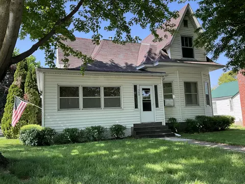 300 W Clarinda Ave, Shenandoah, IA 51601