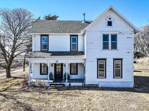 33120 490th St, Avoca, IA 51521