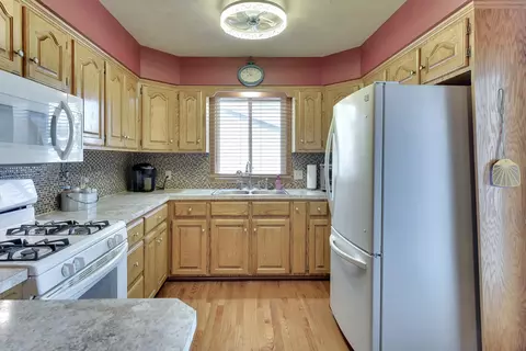 Kitchen - 534 Vine St, Carson, IA 51525 photo 1 of 2