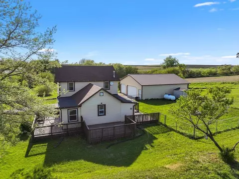 33866 Us 34, Hastings, IA 51540