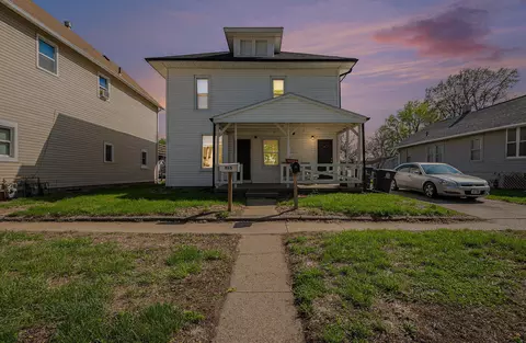 915 D Ave, Council Bluffs, IA 51503