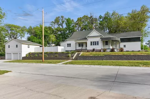503 N 8th St, Missouri Valley, IA 51555