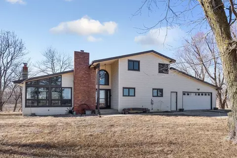 3003 Cass Ave, Salix, IA 51052