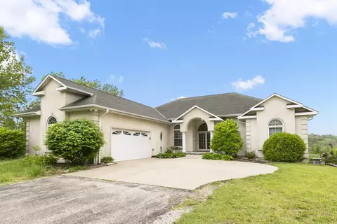 50638 221st St, Council Bluffs, IA 51503