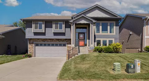 5326 Hardings Landing Rd, Council Bluffs, IA 51501