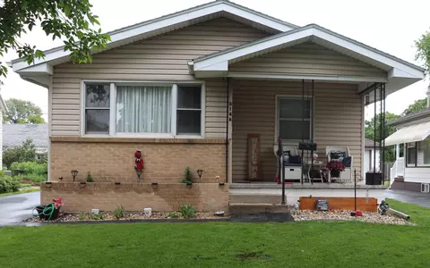 3146 Ave D, Council Bluffs, IA 51501