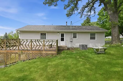 513 Glass St, Oakland, IA 51560