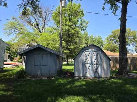 540 Pleasant St, Carson, IA 51525 photo 6