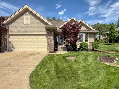 1911 Glen Cv, Council Bluffs, IA 51503