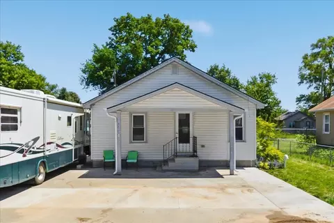 4609 Navajo St, Council Bluffs, IA 51501