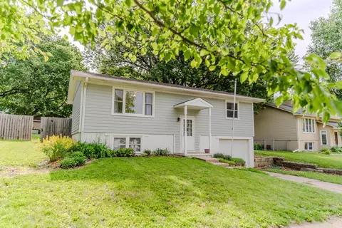 903 Timber Ln, Glenwood, IA 51534