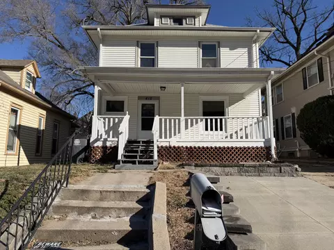 415 S 1st St, Council Bluffs, IA 51503