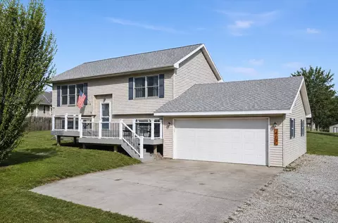 410 Mckee Rd, Underwood, IA 51576