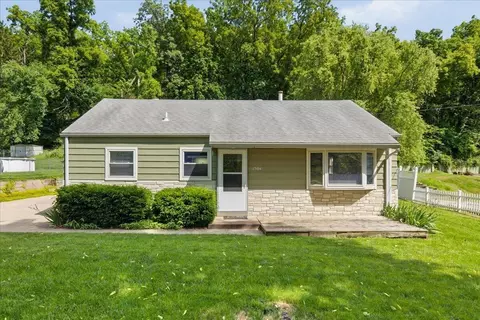 1304 Canning St, Council Bluffs, IA 51503