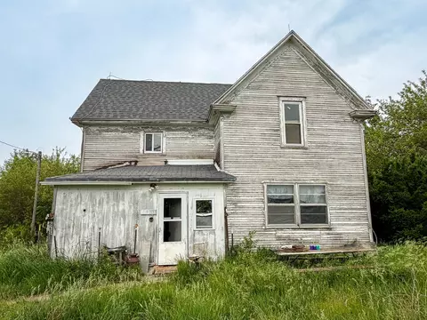 1757 H Ave, Essex, IA 51638