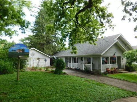 110 E Washington St, Northboro, IA 51647