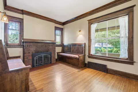 Living - 202 Bella St, Irwin, IA 51446 photo 5 of 10
