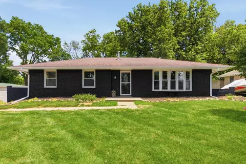 205 Wildwood Rd, Council Bluffs, IA 51503