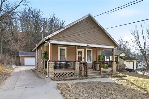 721 W Graham Ave, Council Bluffs, IA 51503