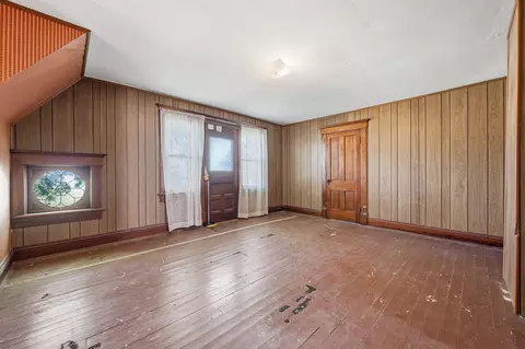 Bedroom - 563 S S Maple St, Avoca, IA 51521 photo 5 of 6