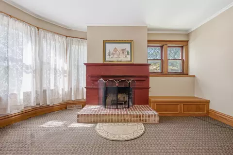 Living - 563 S S Maple St, Avoca, IA 51521 photo 5 of 7