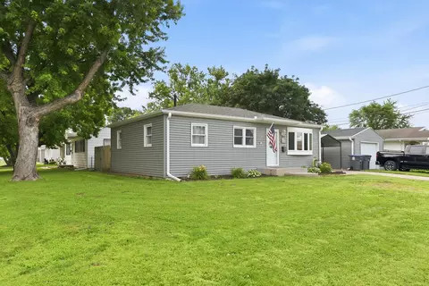 1221 N 21st St, Council Bluffs, IA 51501