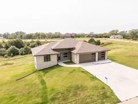 54901 Glover Rd, Glenwood, IA 51534
