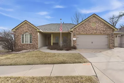 1725 Fairoaks, Council Bluffs, IA 51503