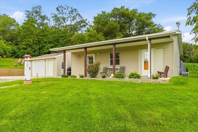 22044 Kane Ave, Glenwood, IA 51534